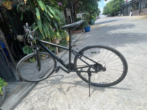 នៅថ្មី