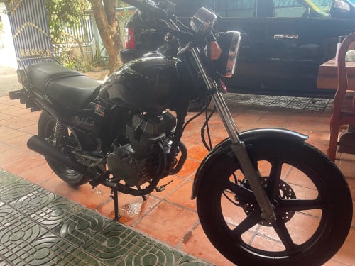 ម៉ូតូលក់ មានកាត គ្រី