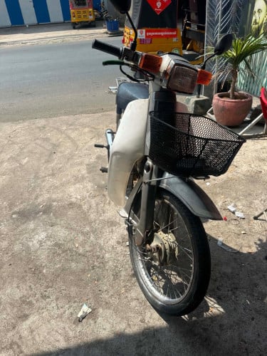 លក់ម៉ូតូ