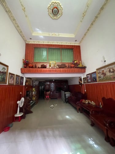 ផ្ទះល្វែងលក់បន្ទាន់ តំលៃក្រោមទីផ្សារខ្លាំង (ម្ចាស់ផ្ទាល់)