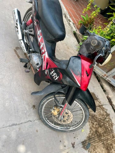 ម៉ាសុីនតាន់សានុំដេរឆេះជិះស្រួល