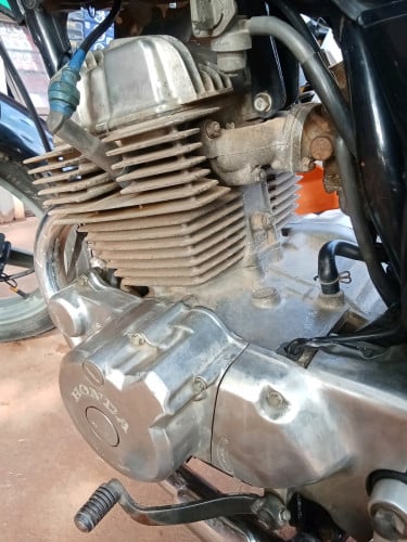 ម៉ូតូលក់ប្រញាប់លុយ