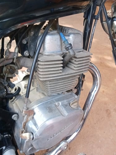 ម៉ូតូលក់ប្រញាប់លុយ