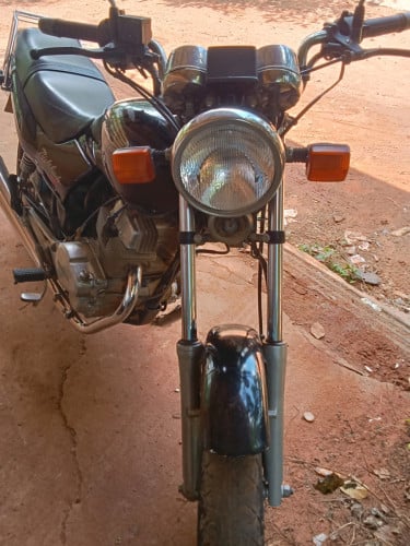 ម៉ូតូលក់ប្រញាប់លុយ
