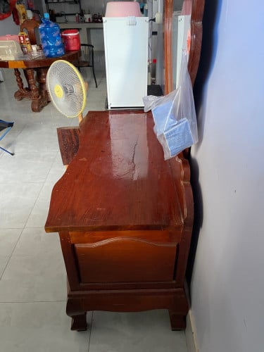 កៅអី ទូ តុលក់ ស្ទឹងត្រែង