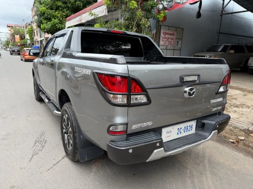 ឡានលក់
