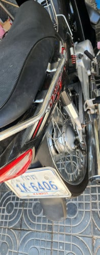 ម៉ូតូលក់016  1100ចចារ