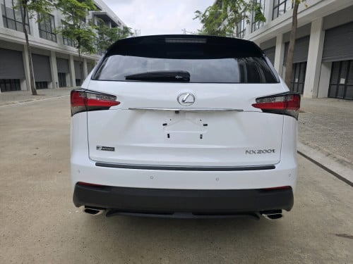 ឆ្នាំ 017 F-Sport ធានាជូនថ្មីគ្មានពីរ