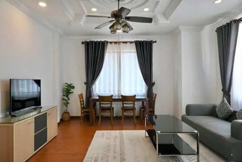 𝐅𝐨𝐫 𝐑𝐞𝐧𝐭: 3-Bedroom Apartment – WH Residence, BKK1