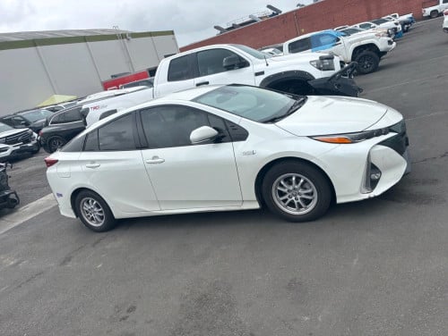 Prius Prime 2017 Advance មកដល់ដើមខែ7
