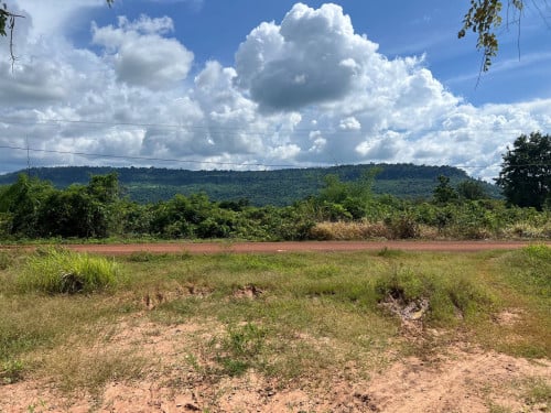 ដីលំហែរលក់ម៉ៅ7000$ចចារនៅឃុនរាមស្រុកបន្ទាយស្រី