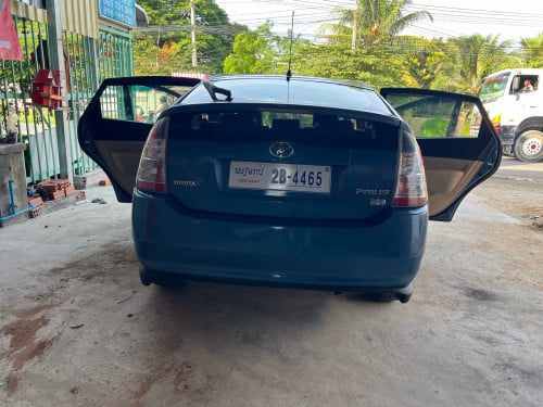 ឡានលក់ប្រញាប់លុយ 7500$