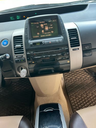 ឡានលក់ប្រញាប់លុយ 7500$