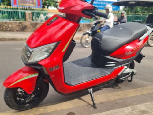 លក់ម៉ូតូអាគុយ កំលាំងខ្លាំងលឿនជិះបាន 80km/1h