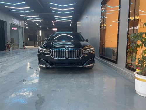 រថយន្តមួយទឹក BMW -740 2020 រថយន្តនៅថ្មីស្អាត
