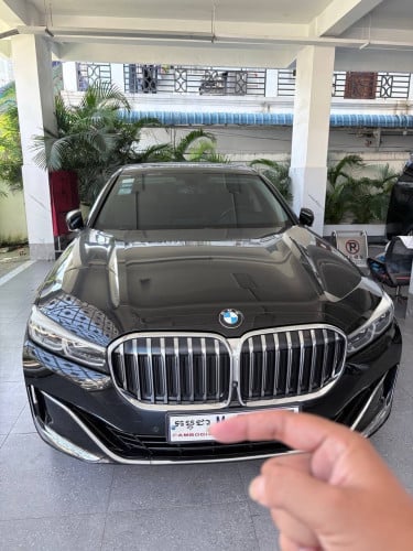 រថយន្តមួយទឹក BMW -740 2020 រថយន្តនៅថ្មីស្អាត