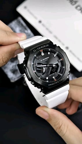 នាឡិកាដៃបុរស Casio G-Shock GBM-2100