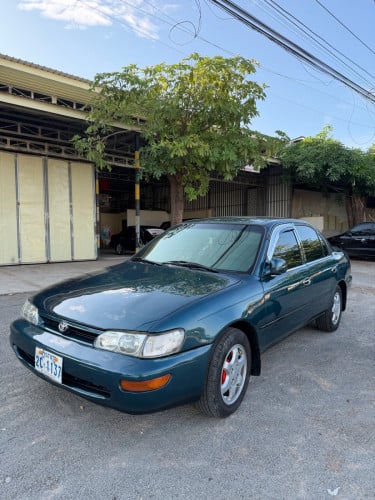 លក់Corolla ឆ្នាំ94 ឡានស្អាត រៀបចំរួចរាល់