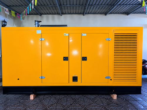 ម៉ាសុីនភ្លើងCUMMINSមួយទឹក350KVA