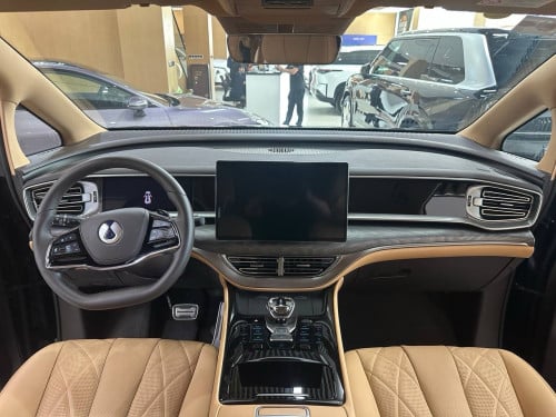 រថយន្តមួយទឹក DENZA D9 DM-I AWD 2025 រថយន្តនៅថ្មីមួយជុំ