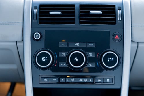 រថយន្ត DISCOVERY SPORT សម្រាប់ជួល