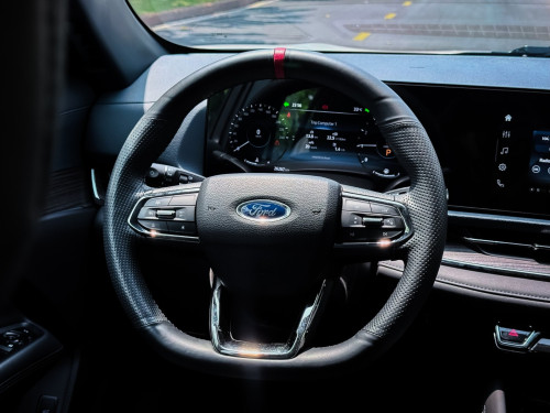 រថយន្ត FORD TERRITORY