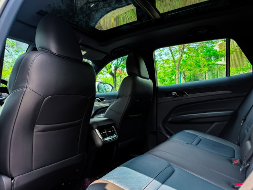រថយន្ត FORD TERRITORY