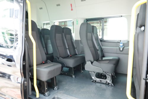 រថយន្ត FORD TRANSIT សម្រាប់ជួល