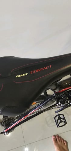 កង់ Giant FastRoad COMAX 1 តួរកាបោន size S