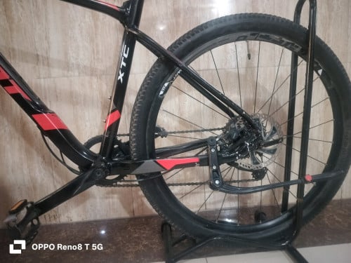 * Giant XTC 820 * តួរអាលុយSL* រង្វង់27.5 Size M បូមខ្យល់* ហ្វ្រាំងប្រេង Shimano MT200