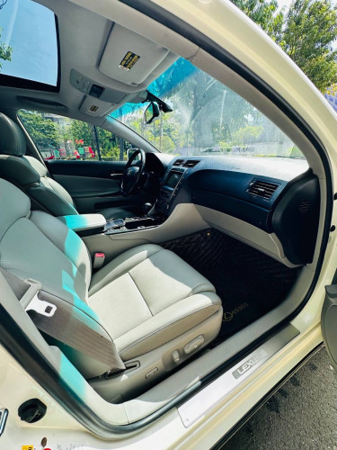 ឡានប្រើផ្ទាល់ Gs300 full ប៉ុង១