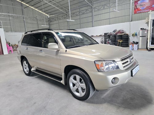 លក់Highlander 2004 V4.ប៉ុង1ទឹកមាស