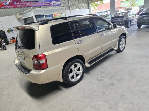 លក់Highlander 2004 V4.ប៉ុង1ទឹកមាស