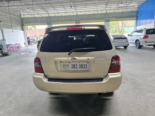 លក់Highlander 2004 V4.ប៉ុង1ទឹកមាស