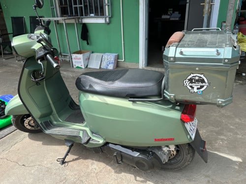 ចង់លក់ LAMBRETTA V125