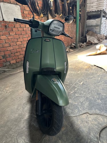 ចង់លក់ LAMBRETTA V125
