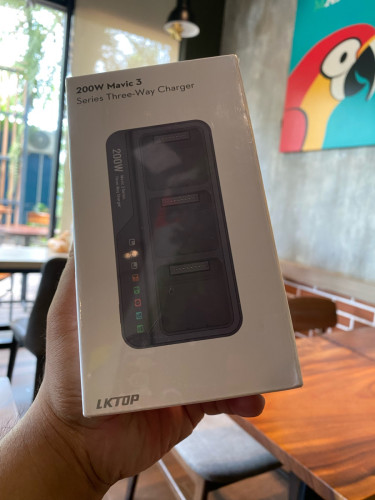 ដ្រូន Mavic 3Pro ថ្មរ៤គ្រាប់ ថែមឆ្នាំសាក២ លក់សំរាប់តែអ្នកប្រើរ