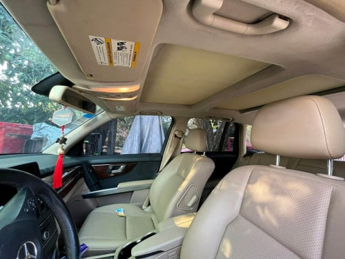 ឡានលក់ Mercedes Benz GLK 350 ឆ្នាំ 2010 full Option V6.ឡានស្អាត សំនុំ