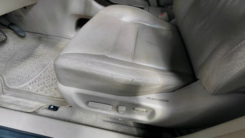 ឡានលក់ Mercedes Benz GLK 350 ឆ្នាំ 2010 full Option V6.ឡានស្អាត សំនុំ