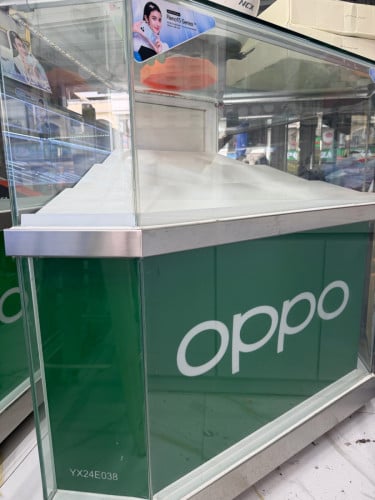 ទូកែង oppo 98% ស្អាត