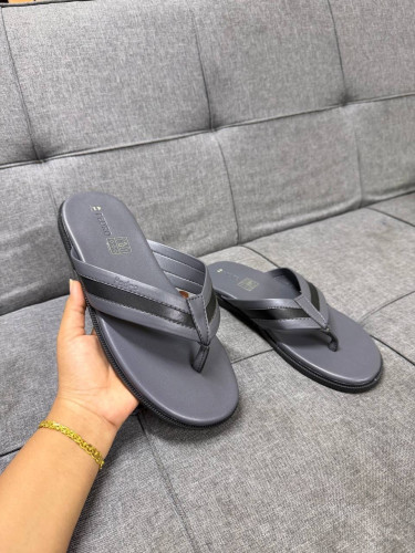 ស្បែកជេីងPedro មួយគូ15$ត្រូវការអាចឆាតសួបានមានសេវ៉ាផ្ញេី25ខេត្តក្រុង