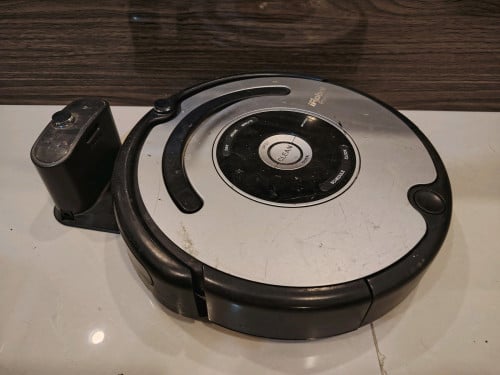 លក់ Robot បូមធូលីមួយទឹករបស់ជប៉ុន- ម៉ាស៊ីនខូចថ្ម