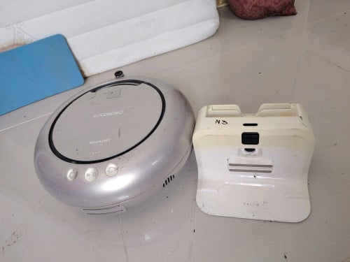លក់ Robot បូមធូលីមួយទឹករបស់ជប៉ុន- ម៉ាស៊ីនខូចថ្ម