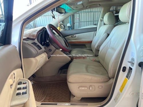 ឡានលក់RX330 ឆ្នាំ2004 ប៉ុង2  haft full ម្ចាស់ដើម