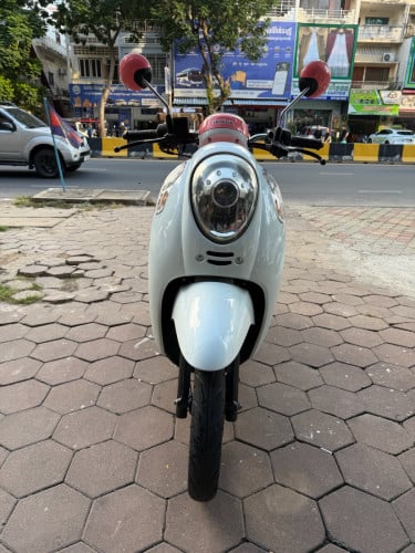 លក់ scoopy ក្រុមហ៊ុនមានពន្ធត្រឹមត្រូវ