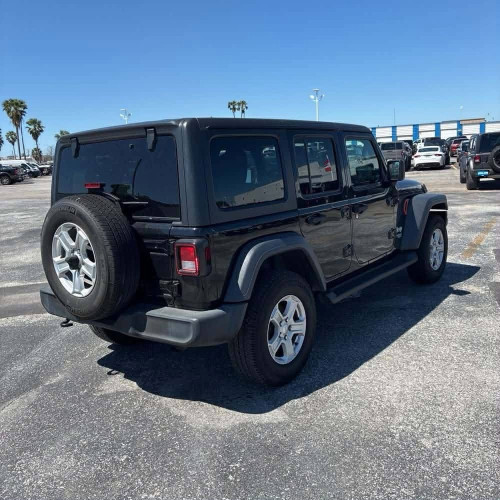 ✅️ETA 05 07 26 Jeep Wrangler 2018 ឡានស្អាត