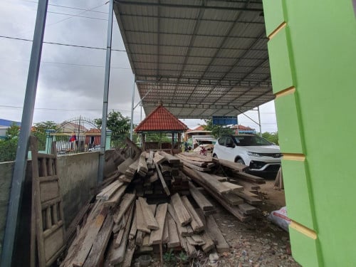 🏦House for Available for Urgent Sale at a Special Price (Negotiable).