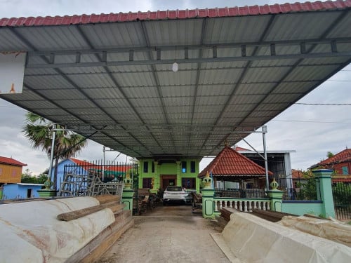 🏦House for Available for Urgent Sale at a Special Price (Negotiable).