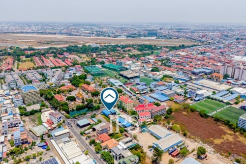 #សម្រាប់លក់ 🏭 ឃ្លាំងពាណិជ្ជកម្មទំហំ 1,655 ម៉ែត្រការ៉េ – ចោមចៅ ១ ភ្នំពេញ