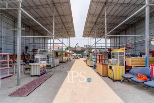 #សម្រាប់លក់ 🏭 ឃ្លាំងពាណិជ្ជកម្មទំហំ 1,655 ម៉ែត្រការ៉េ – ចោមចៅ ១ ភ្នំពេញ